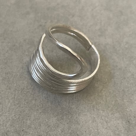 Karen silver　 Two hands ring