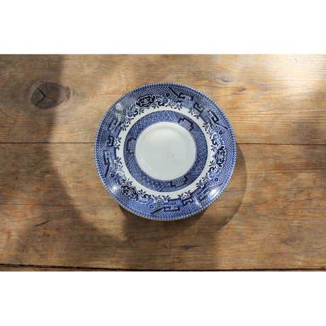 Churchill Cup & Saucer 055