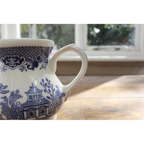 Churchill Jug 054