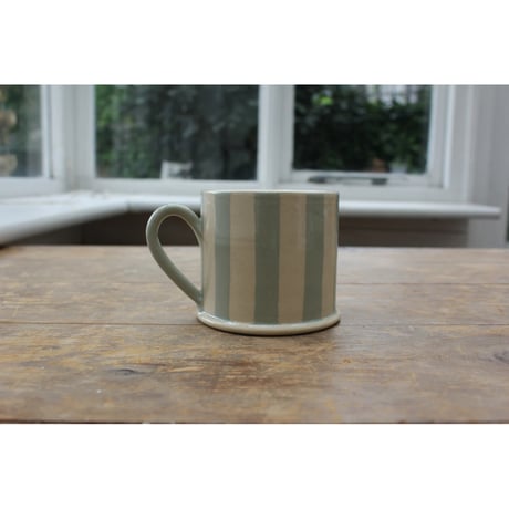 Jane Hogben Mug(M) 085