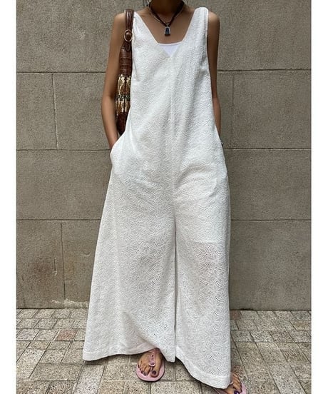 sleeveless embroidery jumpsuit　FL2384