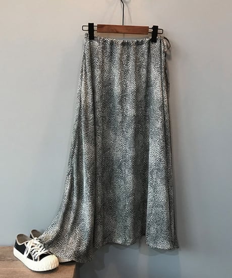 back tail long skirt　FL2709