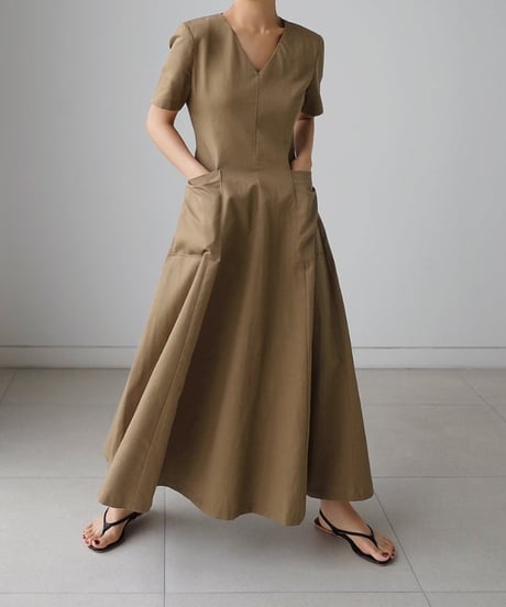 v-neck half sleeve flared dress　FL2149