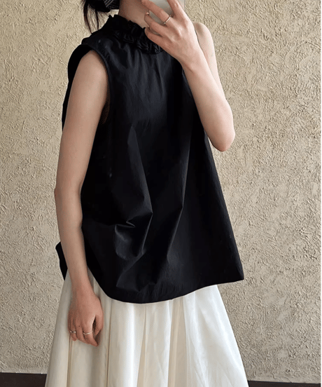 frilled v-neck 2way sleeveless blouse /2color　FL3354