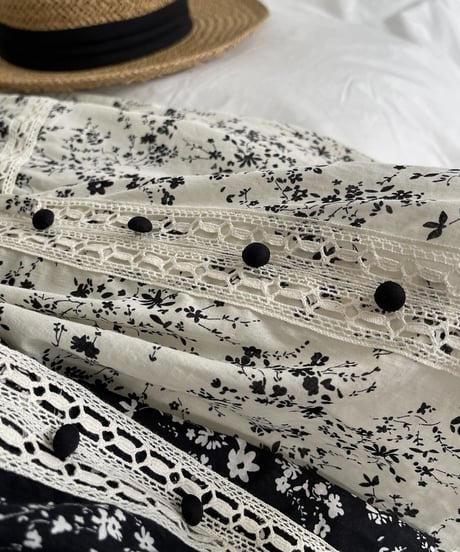 petite floral lace blouse　FL2188