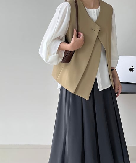 one button v-neck vest　FL2523
