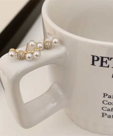 lined bijou pearls piercing　FL2181