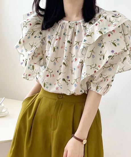 ruffle puff sleeve floral blouse　FL3382
