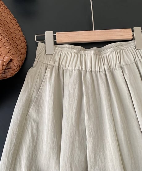 tuck wide drape pants　FL2191