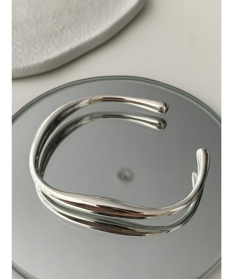 wave line bangle　FL2371