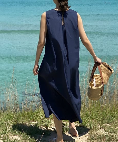 back tuck design sleeveless flare dress　FL3398