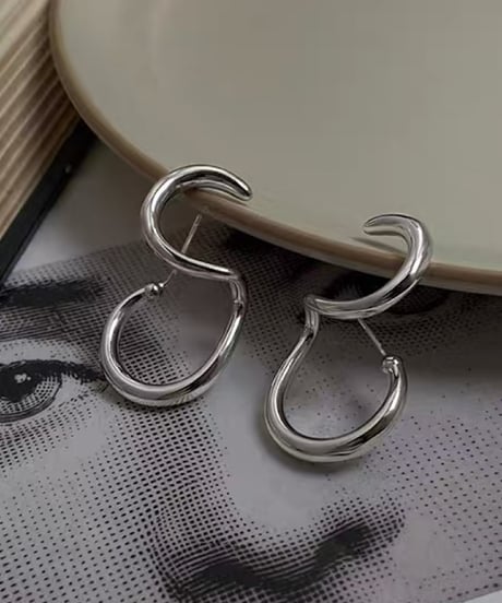 nuance spiral pierce　FL2249