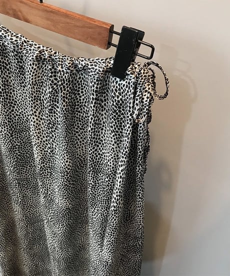monotone leopard flare skirt　FL2185