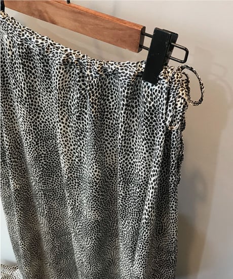 back tail long skirt　FL2709