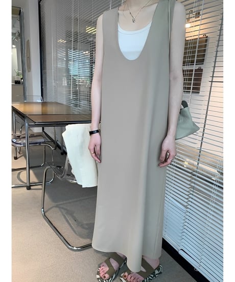 deep u-neck jumper skirt /2color　FL2014