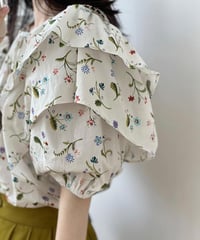 ruffle puff sleeve floral blouse　FL3382