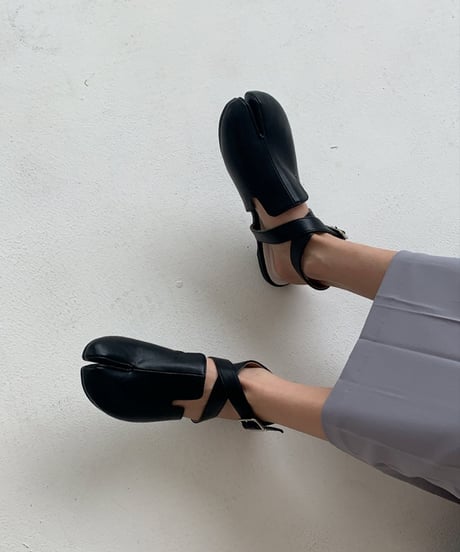 crossstrap flat tabi sandals /2color　FL2320