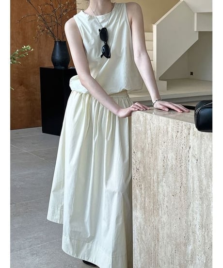 sleeveless tops and skirt set-up　FL2396