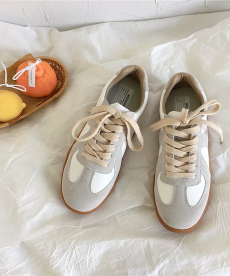 nuance sneakers　FL2177