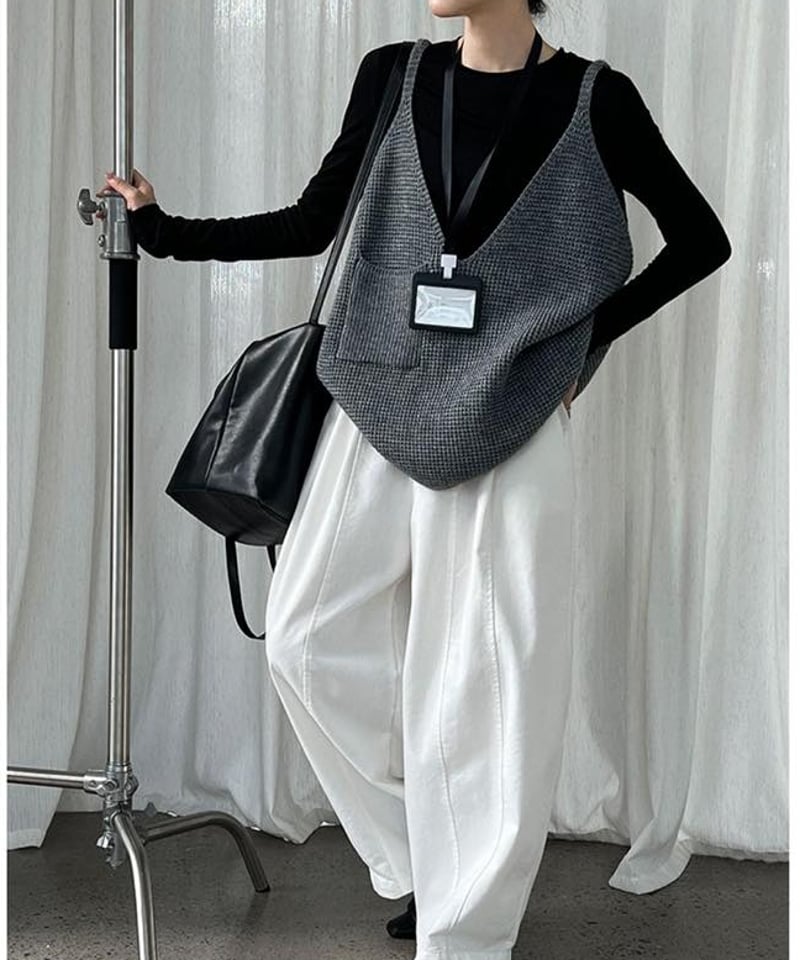 deep v-neck knit vest /3color FL3473 | Flosa