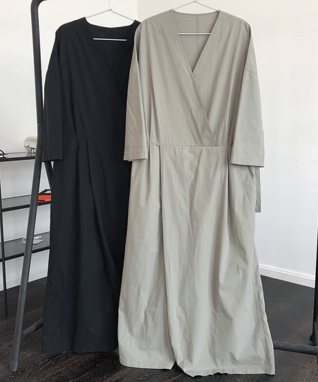 v-neck volume all-in-one 　FL2403