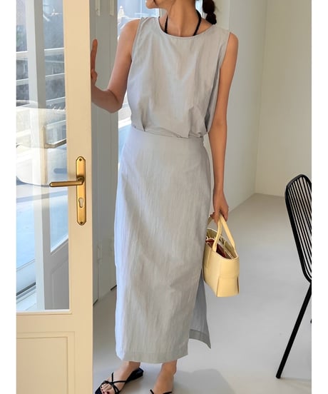 back design top slit skirt set up /3color　FL2449