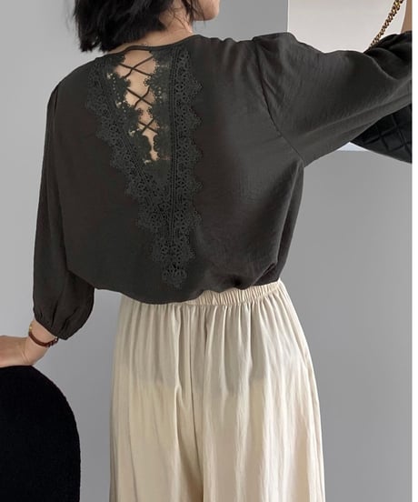 back lace design blouse /2color　FL3423
