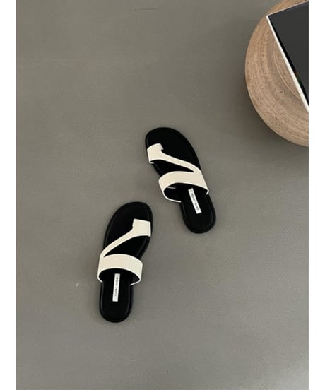 round toe thong sandals /4color　FL2062