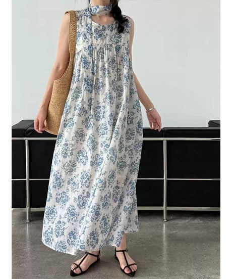 blue floral sleeveless op 　FL3455