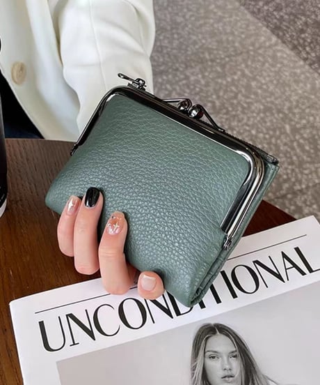 compact wallet with clasp　FL2237