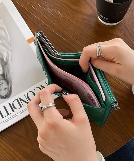 compact wallet with clasp　FL2237