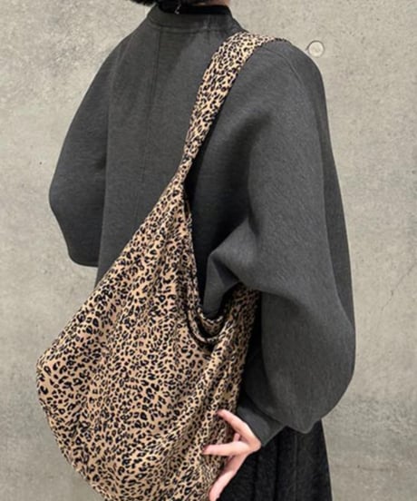 slit designed pullover　FL2974