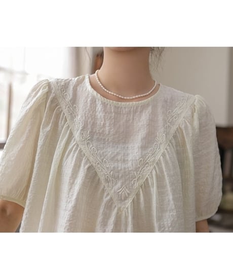 french embroidery puff sleeve tops　FL2189