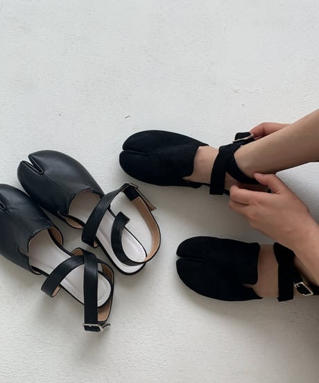 crossstrap flat tabi sandals /2color　FL2320