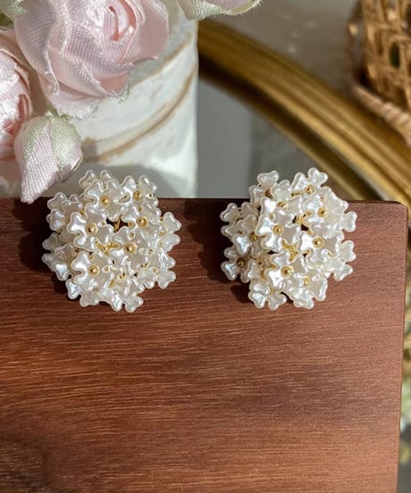 white flower bouquet pierce　FL2905