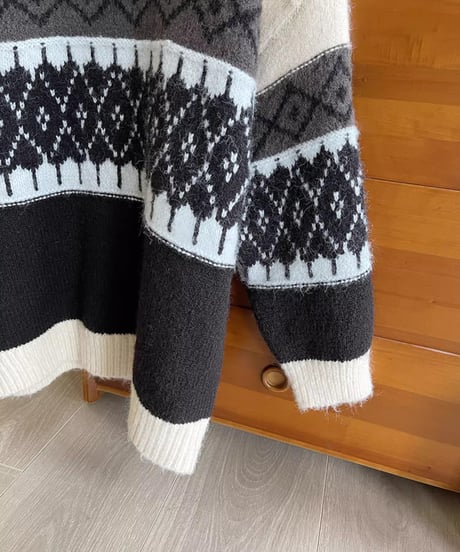 lsle pattern crew neck knit　FL2876