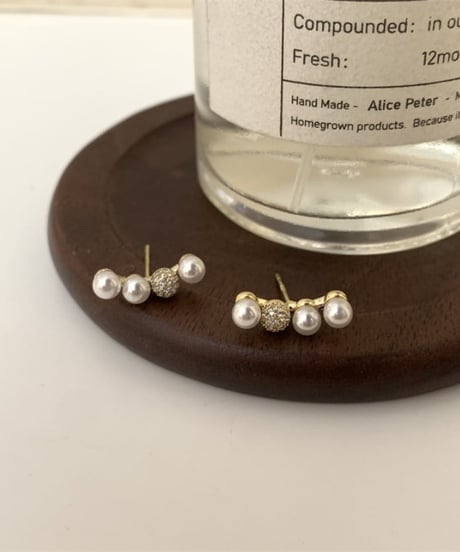 lined bijou pearls piercing　FL2181