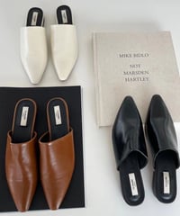 pointed-toe mule　FL2270