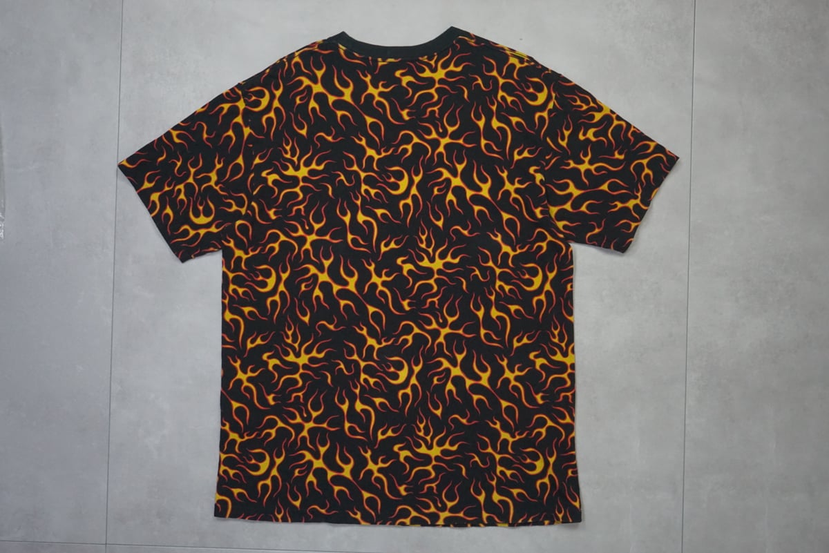 COOTIE PRODUCTIONS｜クーティープロダクションズ フレイム総柄Tシャツ 