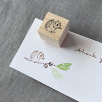 【A37】座っているモモンガのスタンプ