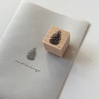 【A11】少し大きめ松ぼっくりのスタンプ