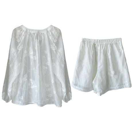 embroidery sheer blouse & shorts set　un2031