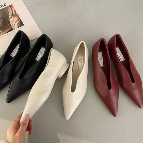 pointed v-cut shoes /3color　un1173
