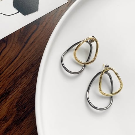 double hoop pierce　un1259