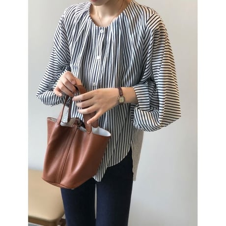 balloon sleeve stripe blouse　un1071