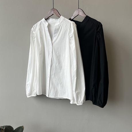 puff sleeves shirt /2color　un1496