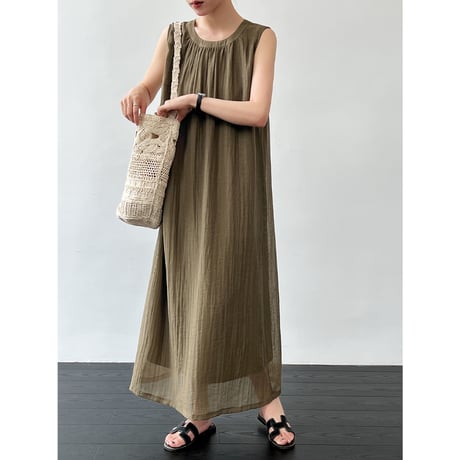 airy gauze sleeveless dress　/2color　un2098