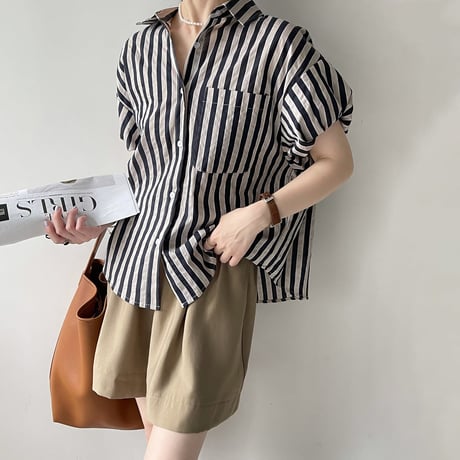 feminine border blouse /2color　un1013