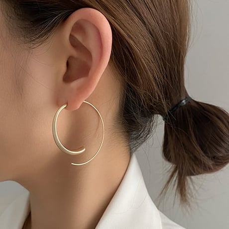 circle pierce　un1254