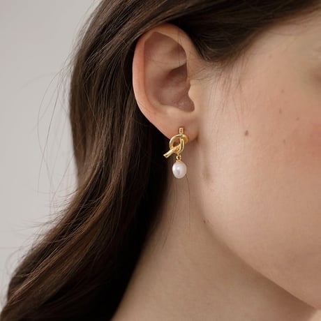 knot pearl pierce　un1244